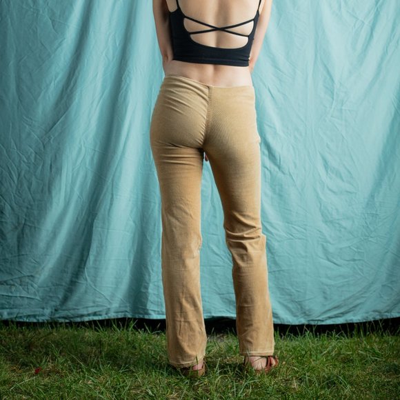 BEBE | 2000s Low Rise Tan Corduroy Pants with Belt - Picture 4 of 4